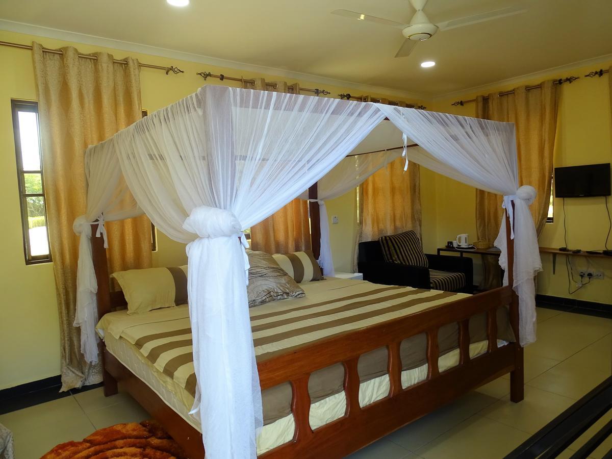 Mgulani Lodge Hotel 다르에스살람 외부 사진