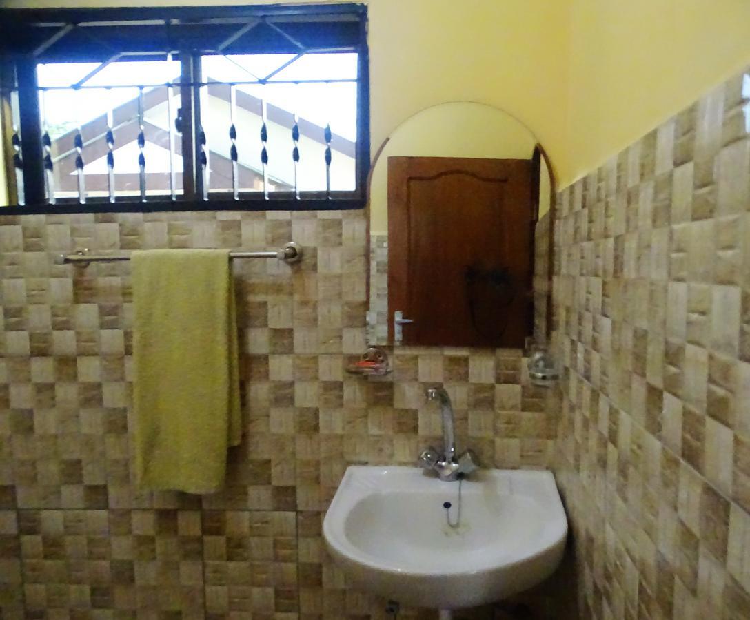 Mgulani Lodge Hotel 다르에스살람 외부 사진