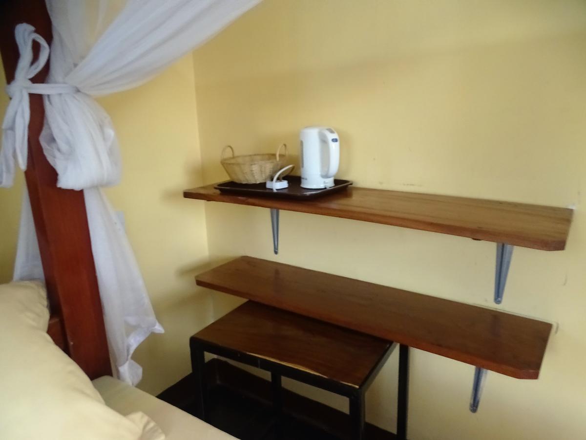 Mgulani Lodge Hotel 다르에스살람 외부 사진
