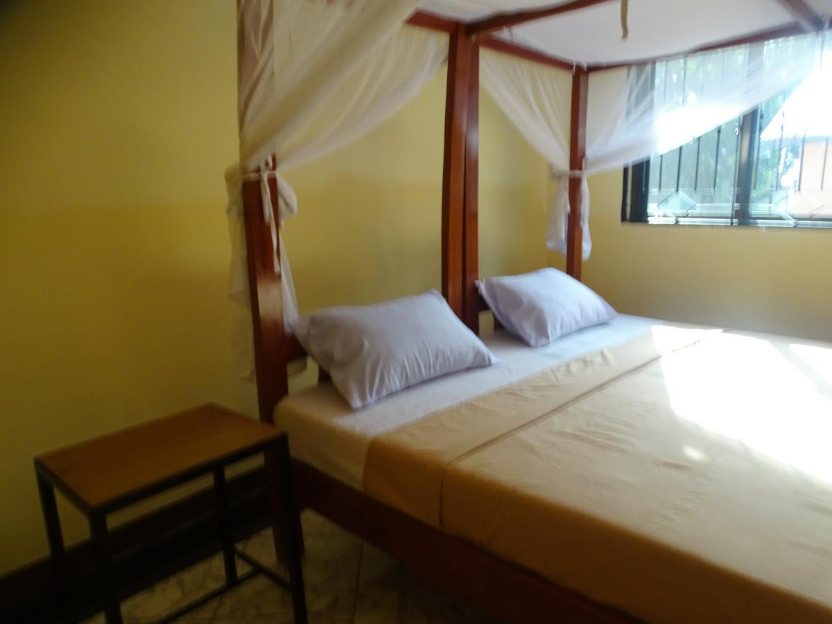 Mgulani Lodge Hotel 다르에스살람 외부 사진