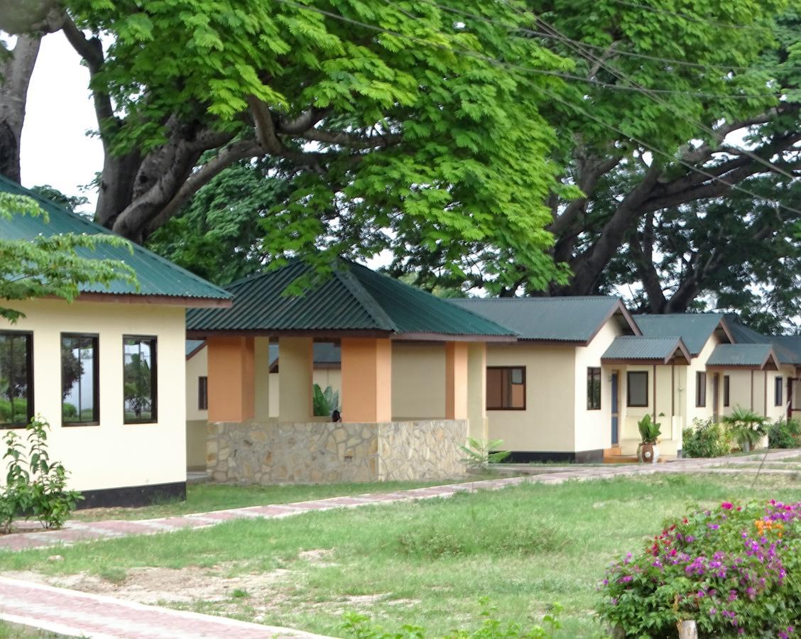 Mgulani Lodge Hotel 다르에스살람 외부 사진